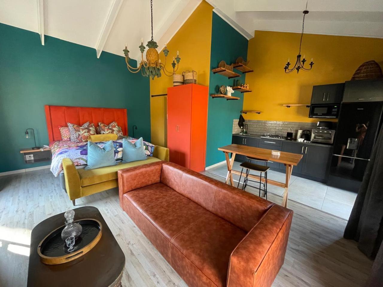 Periwinkle, Grove ,Acorn & Sage Cottages Clarens Phòng bức ảnh